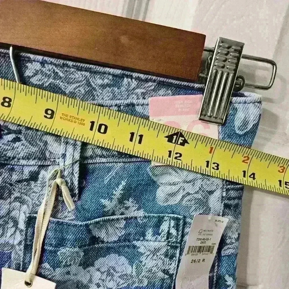 NWT Gap × LoveShackFancy High Rise Floral ‘70s Flare Jeans - Picture 5 of 8